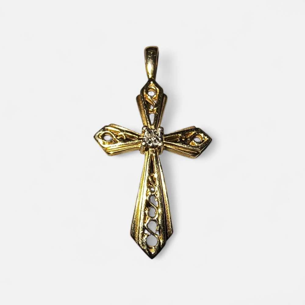 Marsala Jewelers 10K Gold Cross Pendant With Diamond Accent 1 Gram